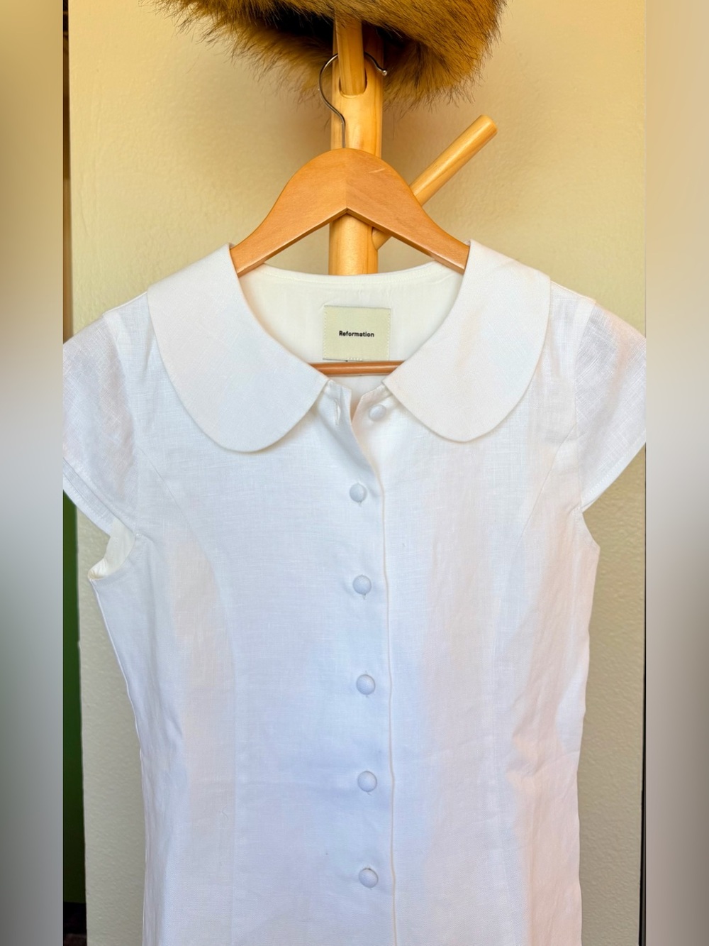 Reformation Molly Linen Shirt In White, BRAND NEW WITHOUT TAGS, NEVER WORN. - Picture 6 of 14
